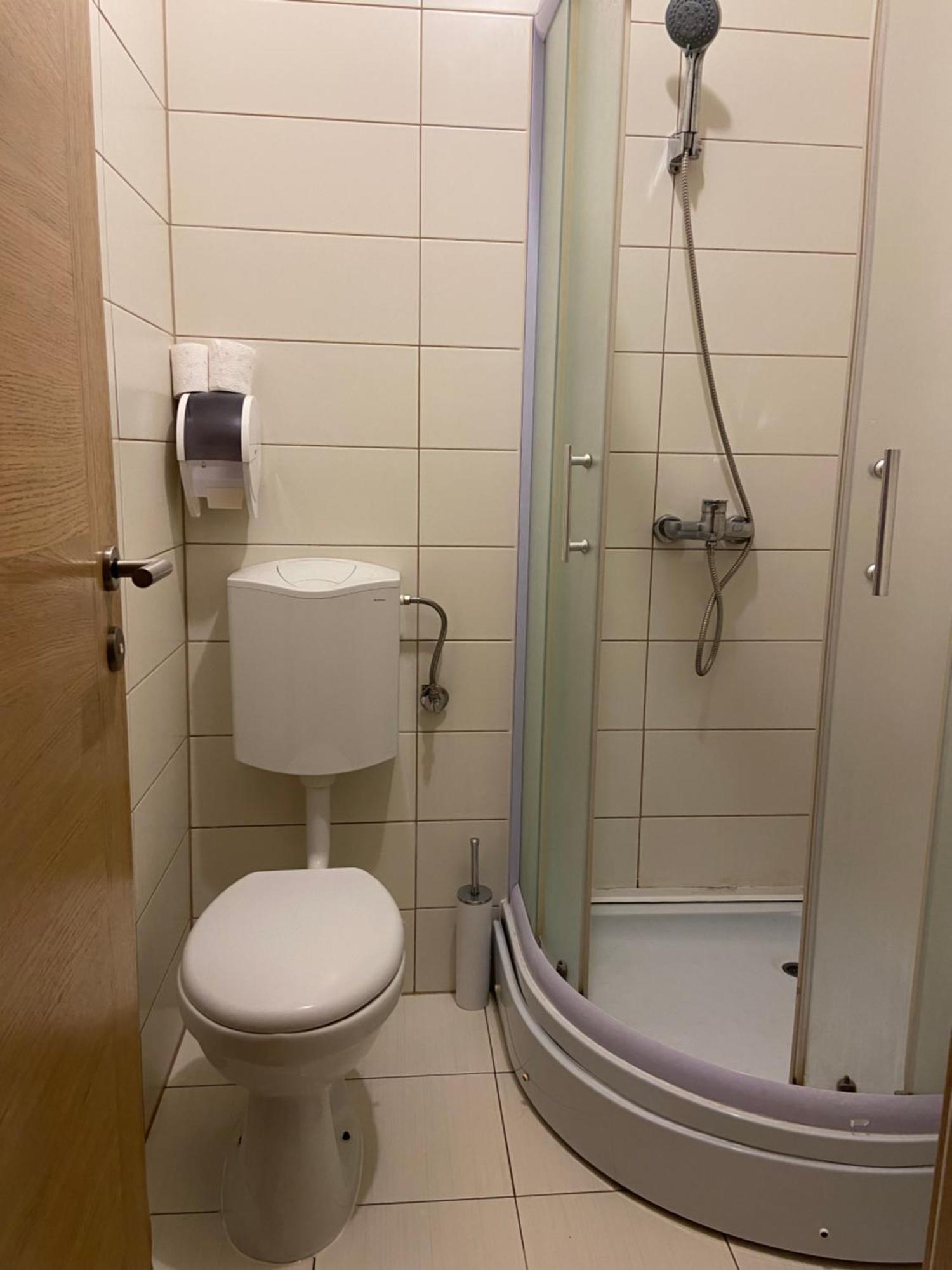 Irish Hotel Біхач Екстер'єр фото