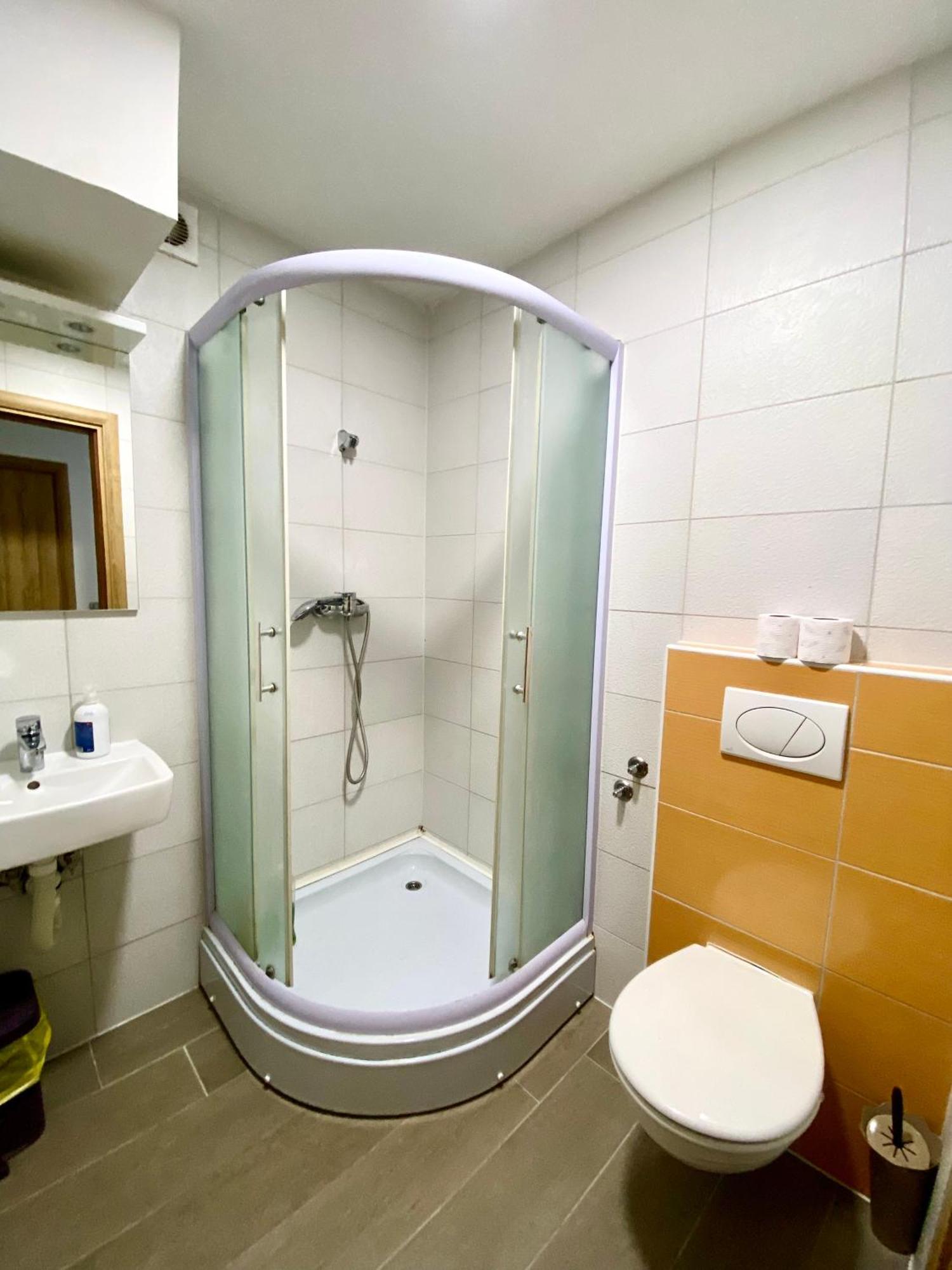 Irish Hotel Біхач Екстер'єр фото